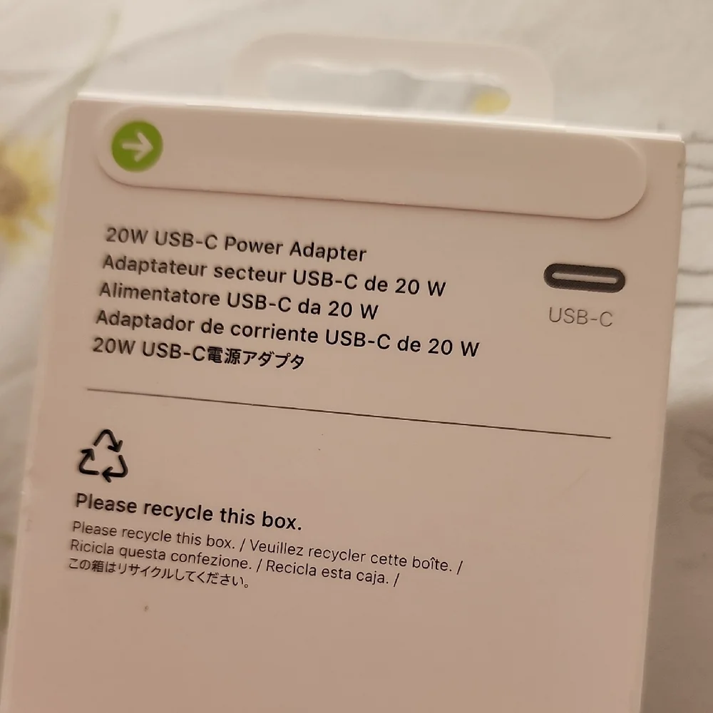 Apple USB-C 20W Power Adapter
